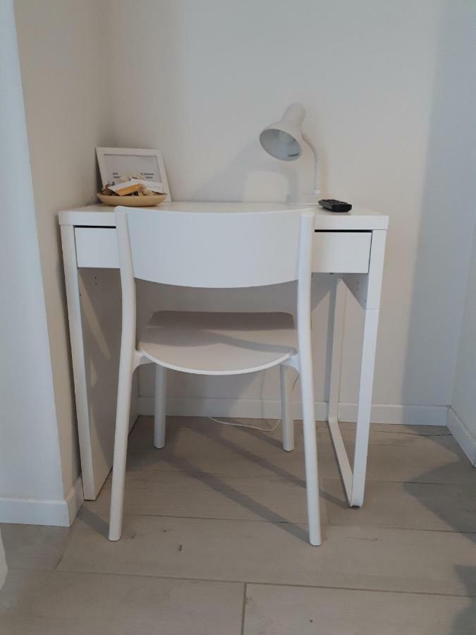 Soleluna Fiera 6 Rooms Bologne Extérieur photo