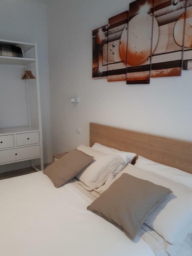 Soleluna Fiera 6 Rooms Bologne Extérieur photo
